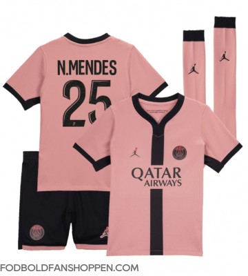 Paris Saint-Germain Nuno Mendes #25 Tredjetrøje Børn 2024-25 Kortærmet (+ Korte bukser)